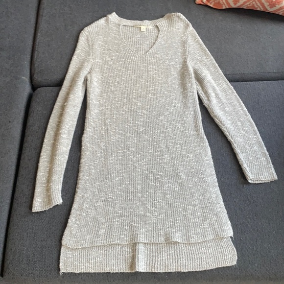 Grey keyhole sweater - Picture 1 of 5